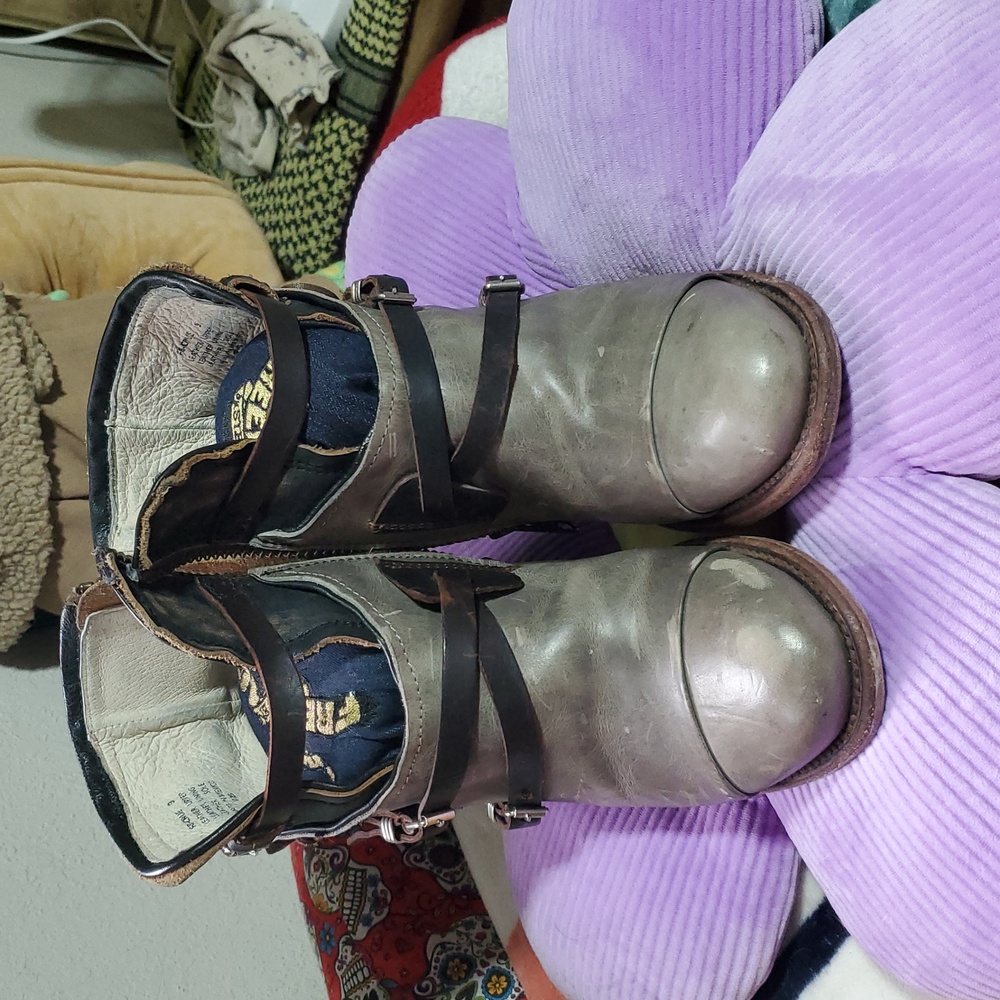 Freebird by Steven Crue Ankle Boots size 9